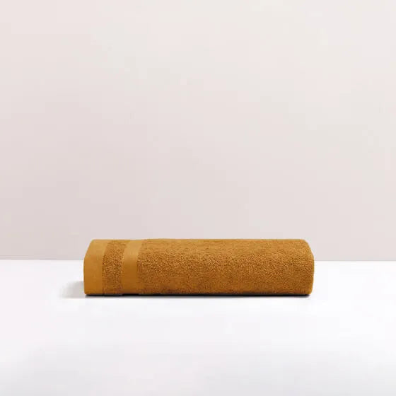 Duurzame honing Luna badhanddoek van 67% gerecycled katoen en 33% polyester, 500 g/m², hoge kwaliteit, zacht, absorberend en sneldrogend.
